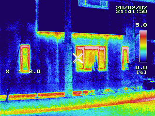 一般住宅のサーモカメラ写真